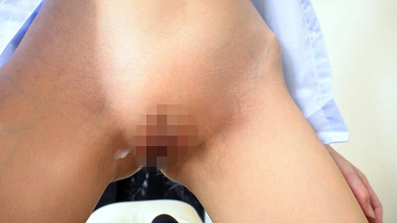 制服JKのマ〇コのアップ