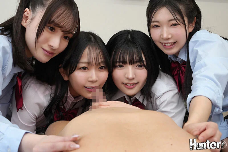 制服JKが4人