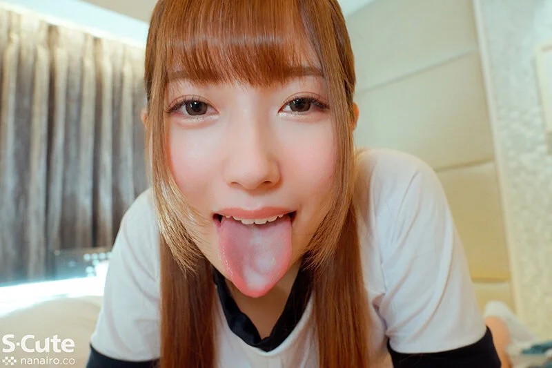 JK・逢沢みゆが舌射されている