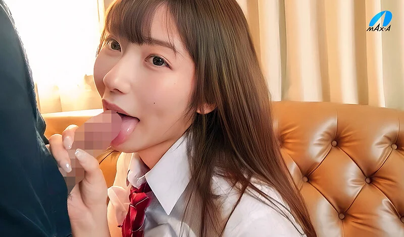 制服JK・逢沢みゆがフェラしている